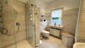 Badezimmer Hauptwohnung