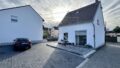 Terrasse und Hof