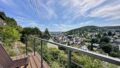 Umlaufender Balkon