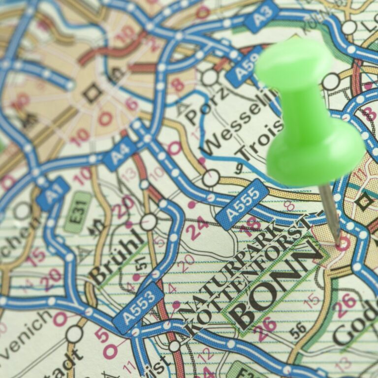 Blick auf eine Karte die Bonn zeigt, als Beispielbild für Immobilienbewertung Bonn